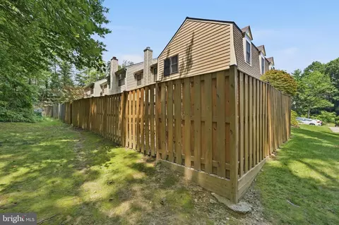 Exterior - 8627 Pin Oak Dr, Springfield, VA 22153 photo 10 of 10