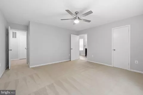 Bedroom - 8627 Pin Oak Dr, Springfield, VA 22153 photo 1 of 4