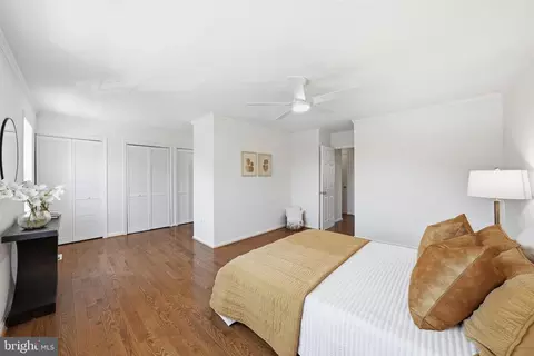 Bedroom - 8074 Powderbrook Ln, Springfield, VA 22153 photo 4 of 9
