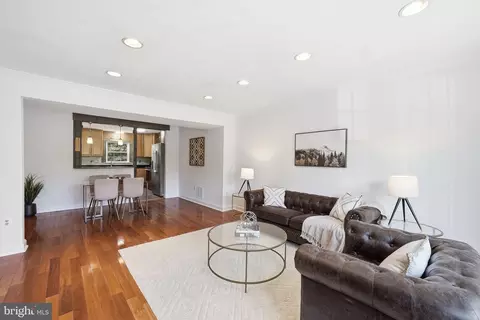 Living - 8074 Powderbrook Ln, Springfield, VA 22153 photo 3 of 5