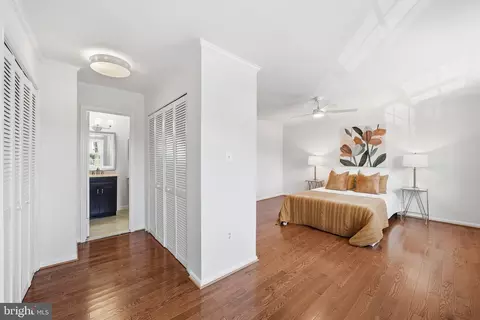 Bedroom - 8074 Powderbrook Ln, Springfield, VA 22153 photo 5 of 9