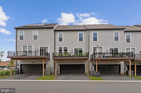 2383 Liberty Loop, Herndon, VA 20171 photo 2