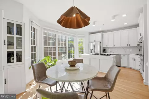 Dining - 1320 Lessard Ln, Mclean, VA 22101 photo 4 of 4