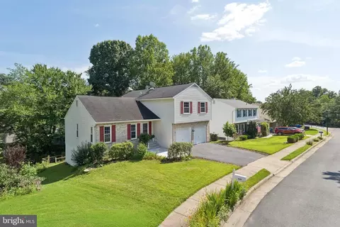 View/Area - 8523 Hooes Rd, Springfield, VA 22153 photo 1 of 1