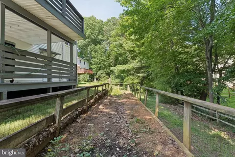 Exterior - 8523 Hooes Rd, Springfield, VA 22153 photo 14 of 15