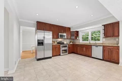 Kitchen - 8523 Hooes Rd, Springfield, VA 22153 photo 2 of 3