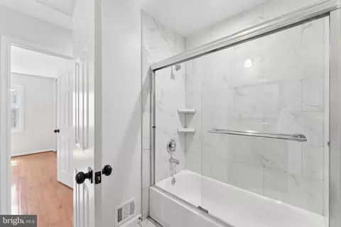 Entry Way - 8523 Hooes Rd, Springfield, VA 22153 photo 6 of 7