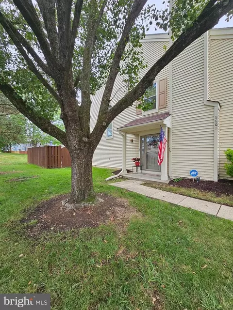 8601 Venoy Ct, Alexandria, VA 22309