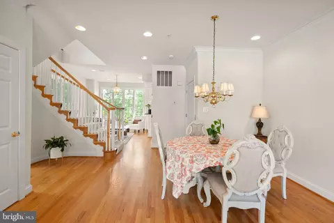 Dining - 1334 Lessard Ln, Mclean, VA 22101 photo 2 of 2