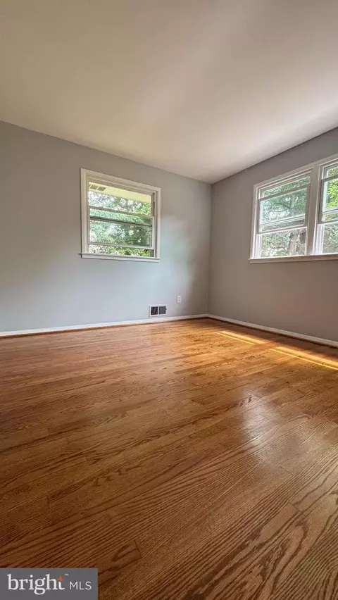 Bedroom - 7914 Ellet Rd, Springfield, VA 22151 photo 2 of 4