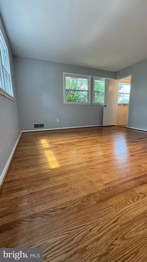 Bedroom - 7914 Ellet Rd, Springfield, VA 22151 photo 1 of 4