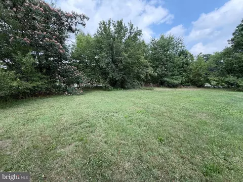 9203 Ox Rd, Lorton, VA 22079 photo 3