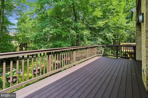 Exterior - 11310 Dockside Cir, Reston, VA 20191 photo 4 of 6