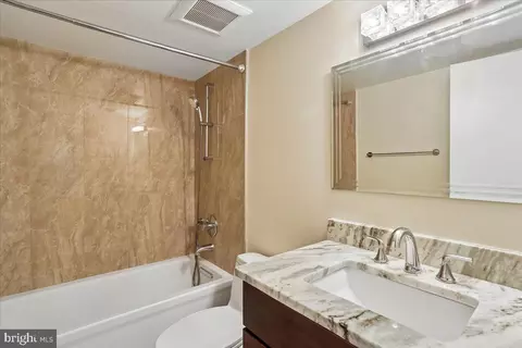 Bath - 11310 Dockside Cir, Reston, VA 20191 photo 6 of 6