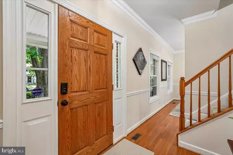 Entry Way - 6322 Halsey Rd, Mclean, VA 22101 photo 1 of 6