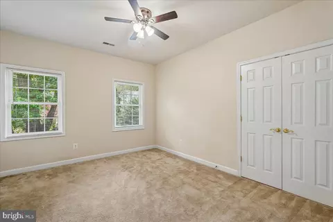 Bedroom - 6322 Halsey Rd, Mclean, VA 22101 photo 3 of 7