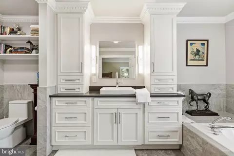 Bath - 6656 Hampton Park Ct, Mclean, VA 22101 photo 2 of 6