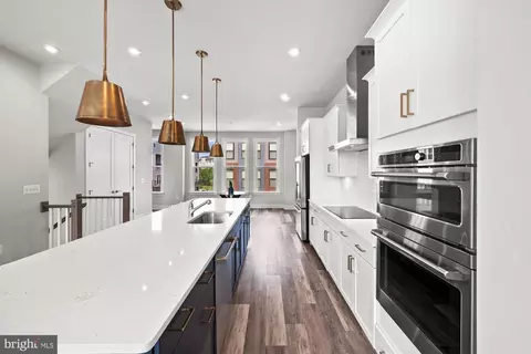 Kitchen - 2317 Liberty Loop, Herndon, VA 20171 photo 4 of 5