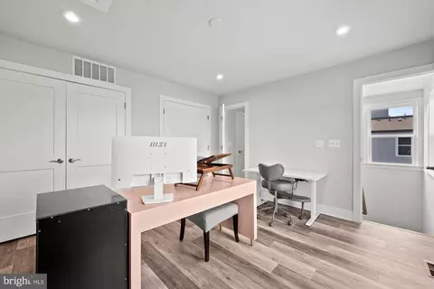 Entry Way - 2317 Liberty Loop, Herndon, VA 20171 photo 16 of 24