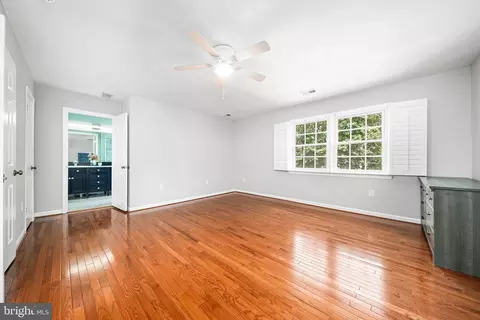 Bedroom - 7308 Aynsley Ln, Mclean, VA 22102 photo 3 of 10