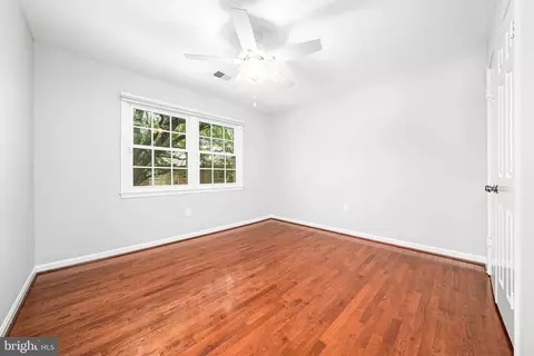 Bedroom - 7308 Aynsley Ln, Mclean, VA 22102 photo 5 of 10