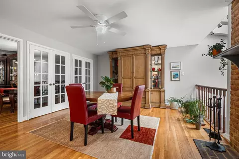 Dining - 7308 Aynsley Ln, Mclean, VA 22102 photo 4 of 4