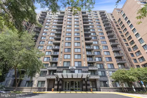 2451 Midtown Ave #1501, Alexandria, VA 22303