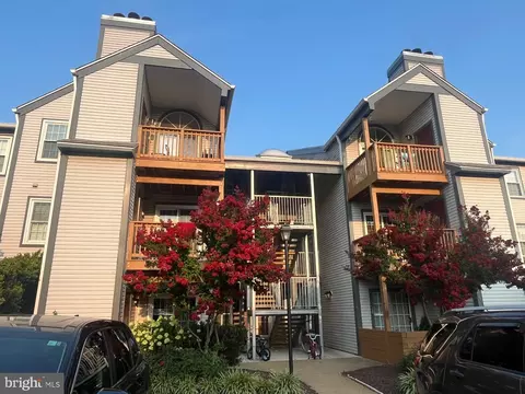 6905 Victoria Dr #K, Alexandria, VA 22310