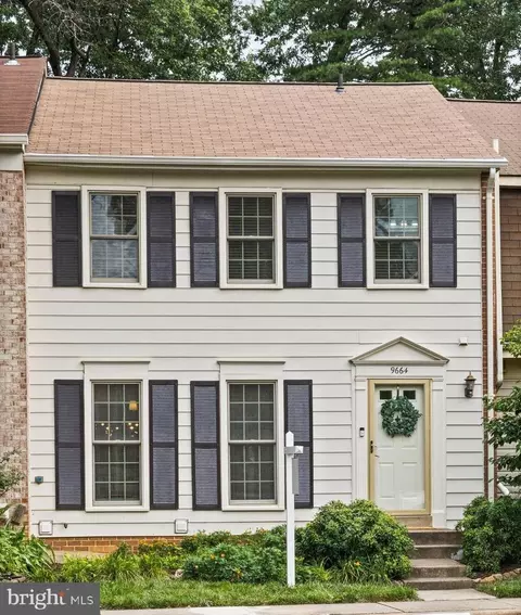 9664 Masterworks Dr, Vienna, VA 22181