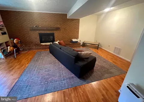 Living - 7409 Reservation Dr, Springfield, VA 22153 photo 2 of 3