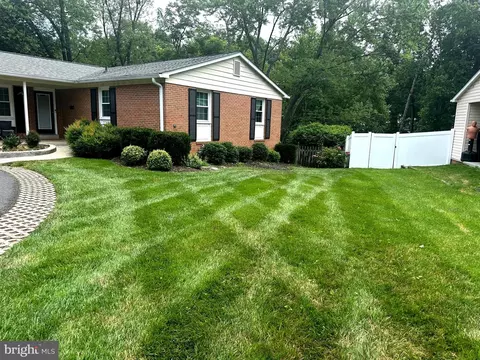 Exterior - 7409 Reservation Dr, Springfield, VA 22153 photo 6 of 13