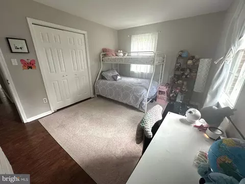 Bedroom - 7409 Reservation Dr, Springfield, VA 22153 photo 3 of 5