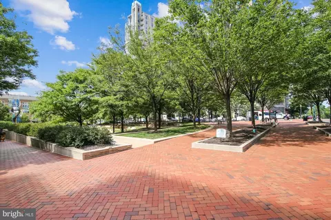 Exterior - 2256 Gunsmith Sq, Reston, VA 20191 photo 18 of 25