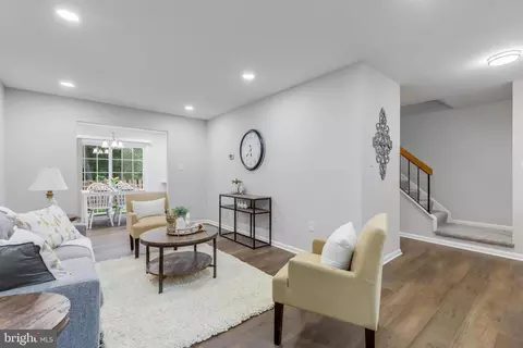 Living - 2256 Gunsmith Sq, Reston, VA 20191 photo 2 of 3