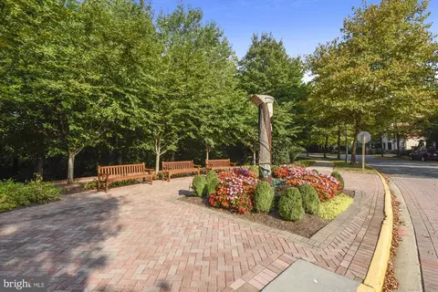 Exterior - 2256 Gunsmith Sq, Reston, VA 20191 photo 16 of 25