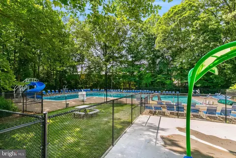 Exterior - 2256 Gunsmith Sq, Reston, VA 20191 photo 6 of 25