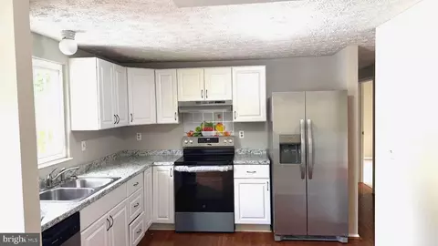 Other - 3012 Summershade Ct, Herndon, VA 20171 photo 2 of 15