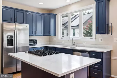 Kitchen - 7608 Mcweadon Ln, Springfield, VA 22150 photo 5 of 6