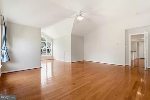 Living - 7608 Mcweadon Ln, Springfield, VA 22150 photo 11 of 15