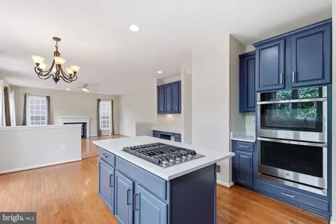 Kitchen - 7608 Mcweadon Ln, Springfield, VA 22150 photo 3 of 6