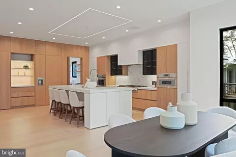 Kitchen - 1451 Cola Dr, Mclean, VA 22101 photo 4 of 13