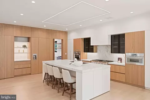 Kitchen - 1451 Cola Dr, Mclean, VA 22101 photo 3 of 13