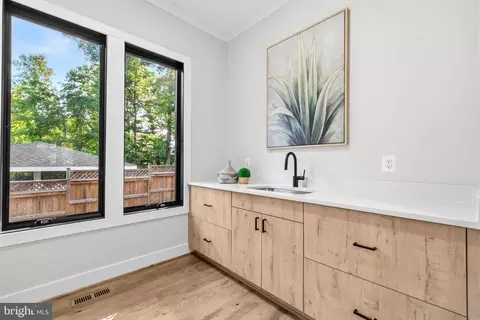 Other - 1843 Rhode Island Ave, Mclean, VA 22101 photo 16 of 22