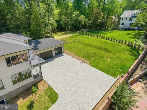 Exterior - 1843 Rhode Island Ave, Mclean, VA 22101 photo 20 of 21
