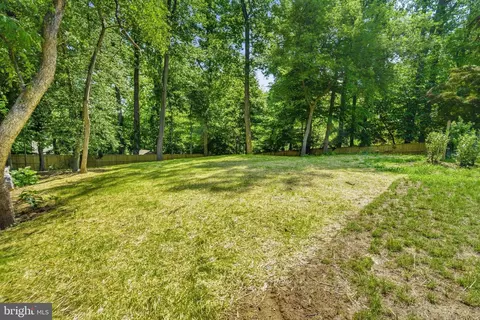 Exterior - 1843 Rhode Island Ave, Mclean, VA 22101 photo 17 of 21