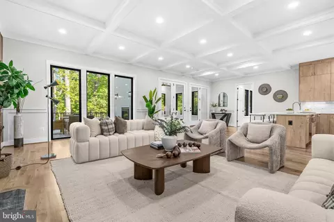 Living - 1843 Rhode Island Ave, Mclean, VA 22101 photo 2 of 2