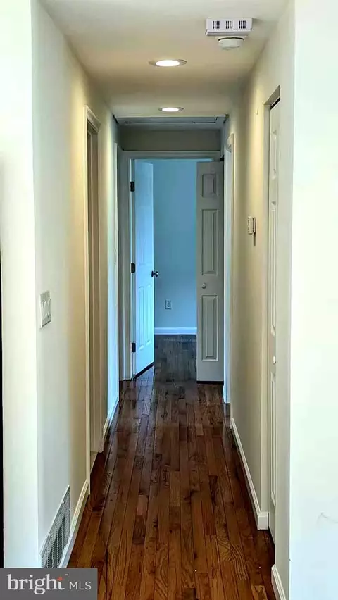 Entry Way - 2929 Ashdown Forest Dr, Herndon, VA 20171 photo 1 of 1