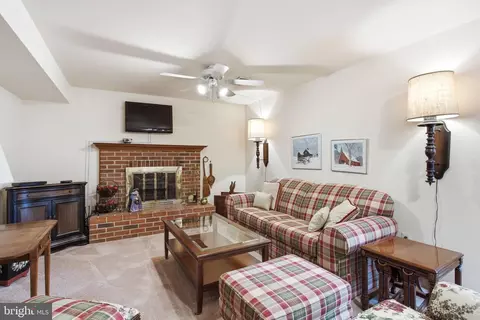 6104 Rivanna Dr, Springfield, VA 22150 photo 5