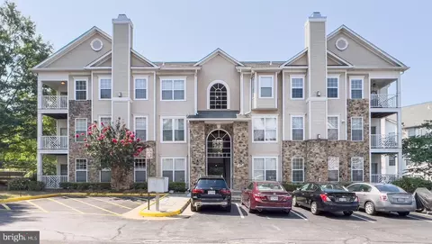 5921 Founders Crossing Ct #102, Alexandria, VA 22310