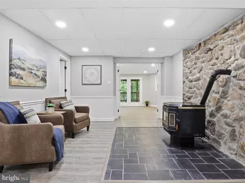 Entry Way - 8061 Athena St, Springfield, VA 22153 photo 2 of 2